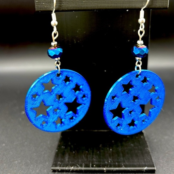 Round Star Earrings - Picture 3 of 6